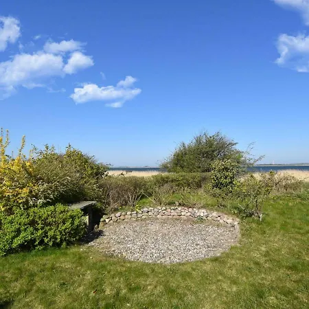 Boddenbrise Mit Hiddenseeblick * Vieregge