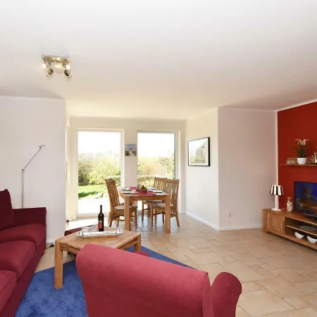 Holiday home Boddenbrise Mit Hiddenseeblick